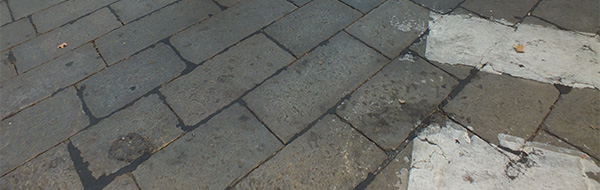 pavimento non omogeneo