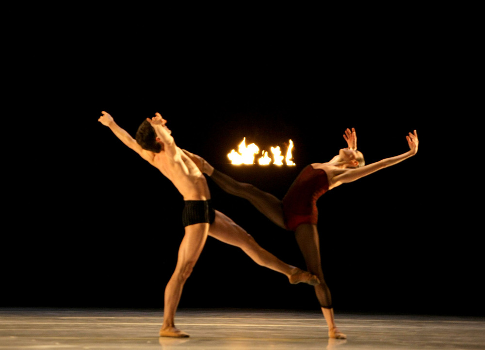 Trittico Novecento Bella figura Coreografia di: Jirí Kylián