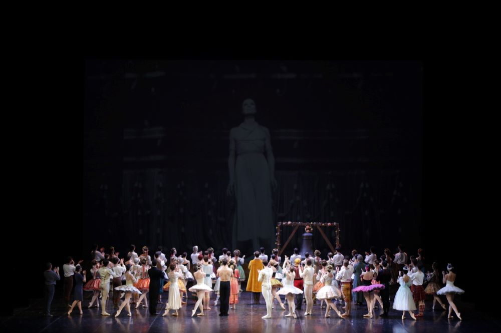 foto_12_Saluti di chiusura Gala Fracci